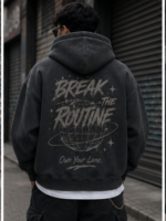 Boxy Fit Graphic Zip-Up Hoodie 1